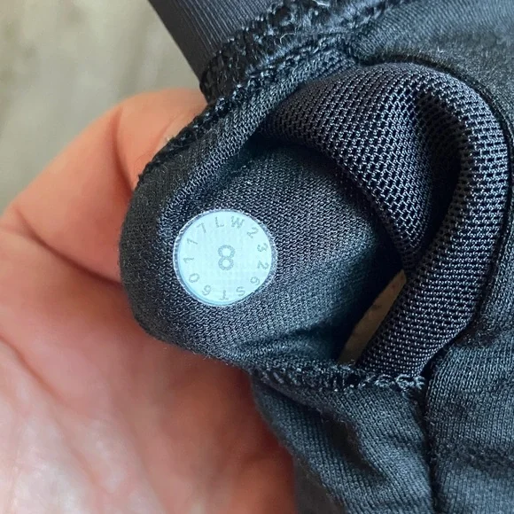 Lululemon Athletica - Picture 11 of 11